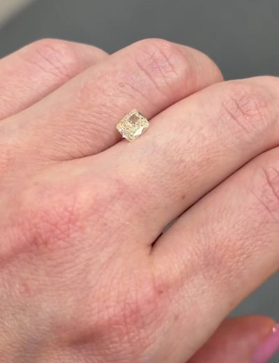 Бриллиант кушон 1.01 ct N/VS1