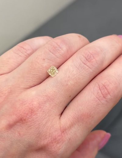 Бриллиант кушон 1.00 ct W-X/SI1