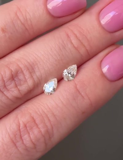 Пара бриллиантов груша 0.50 ct J/VS1, 0.50 ct K/SI1