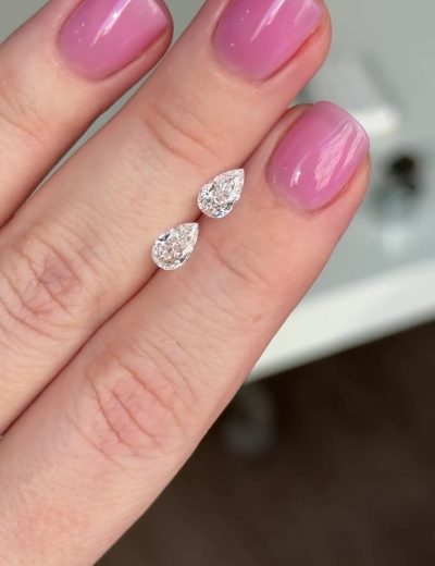 Пара бриллиантов груша 0.50 ct F/VS1, 0.52 ct D/VS1